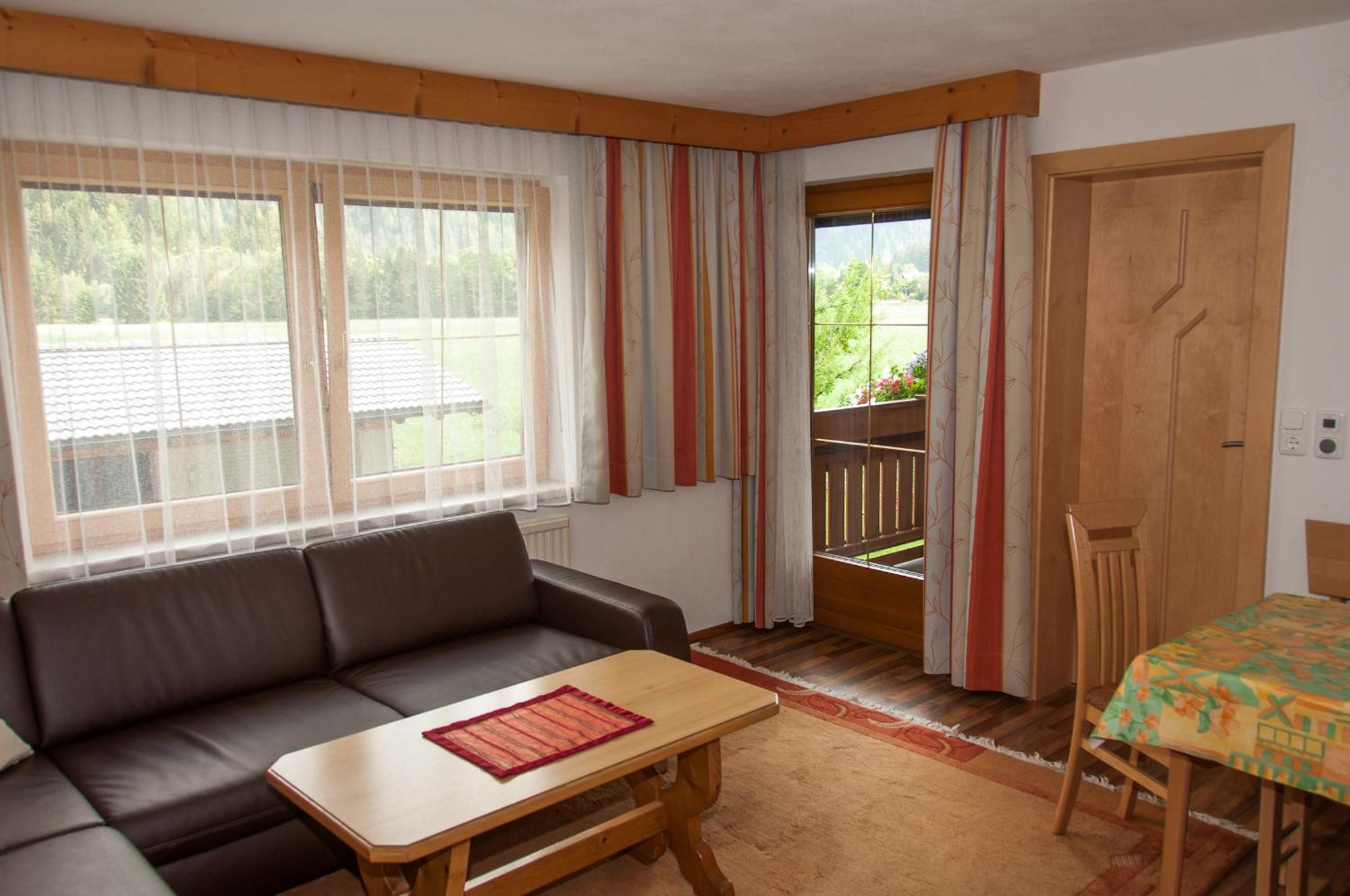 Ferienwohnungen Kerber Bach  Rum bild